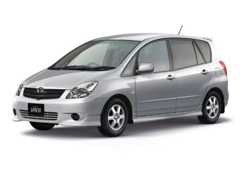 Corolla Spacio, E120, 2001–2003